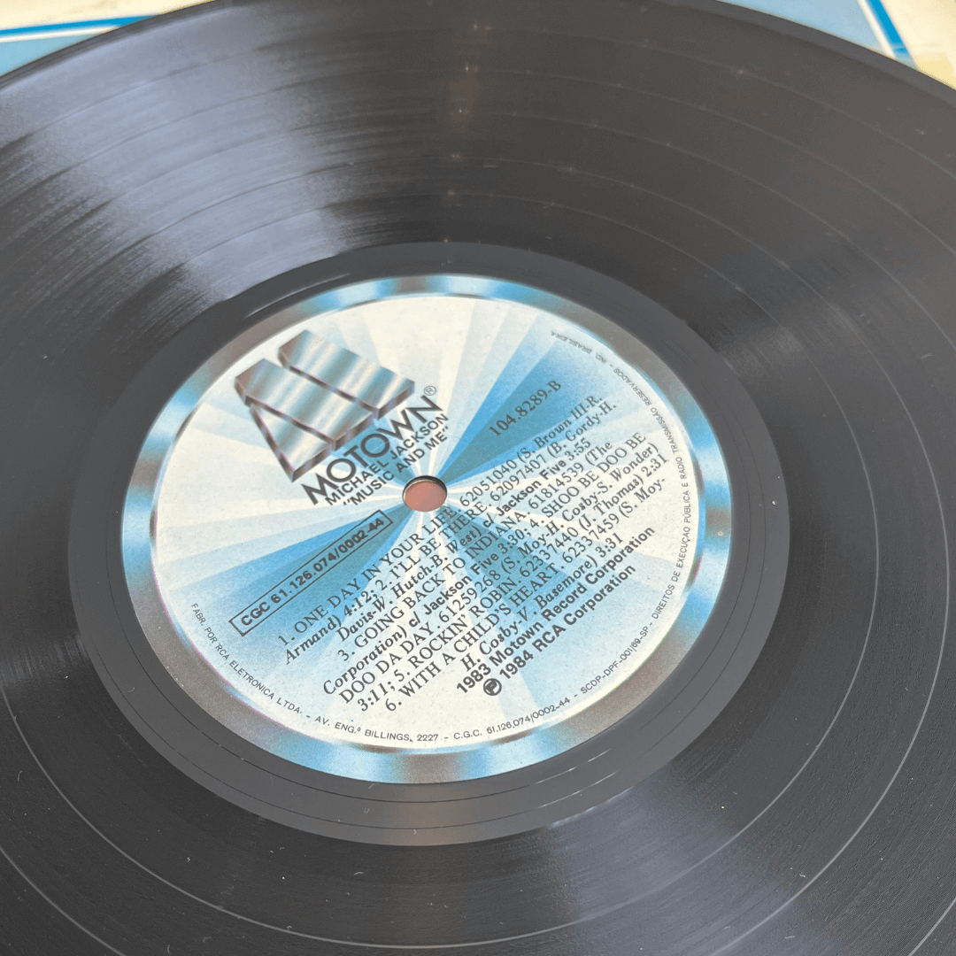 Disco de Vinil do Michael Jackson 'Music and Me' - 1983