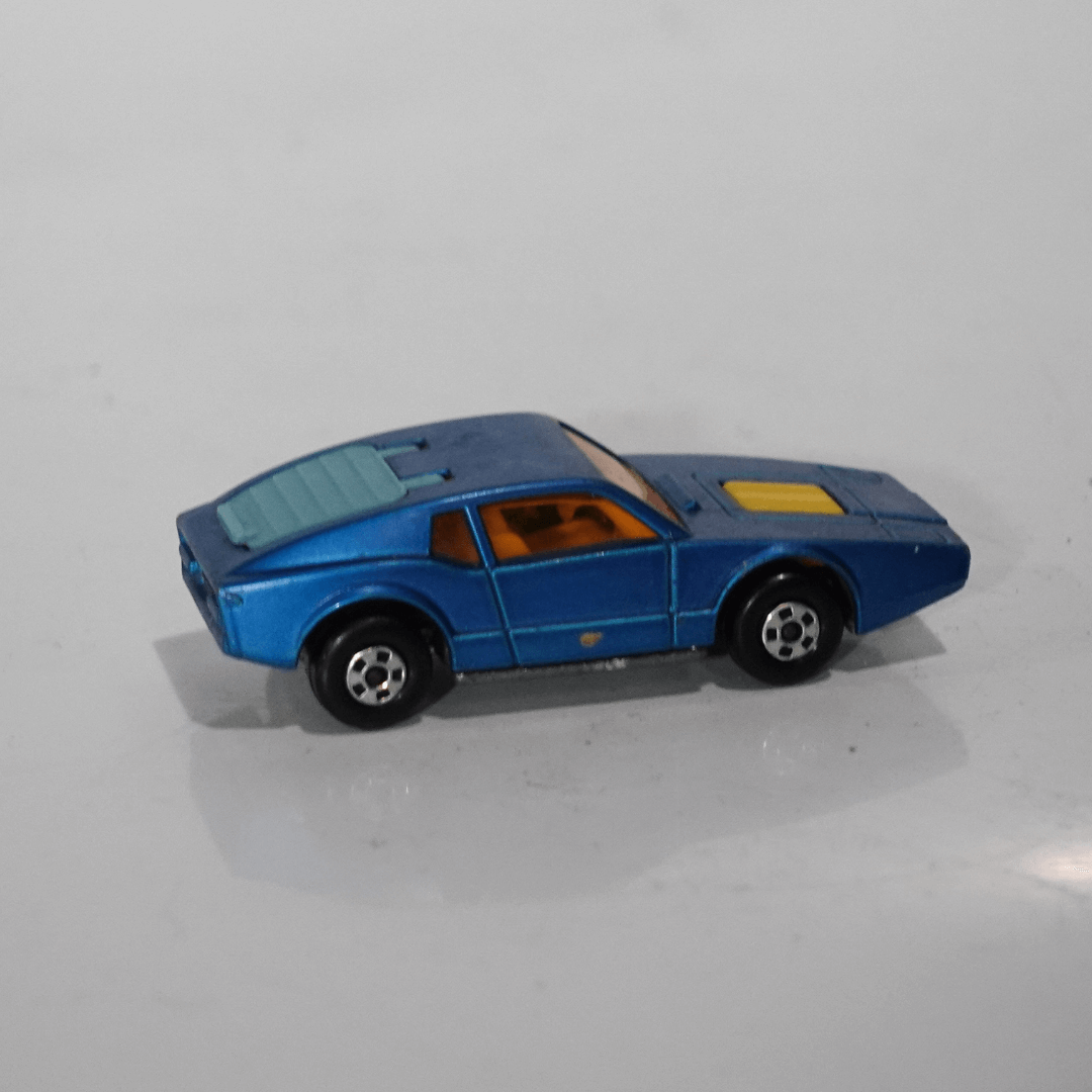 Miniatura Colecionável do Carro Saab Sonett 3 Matchbox Superfast