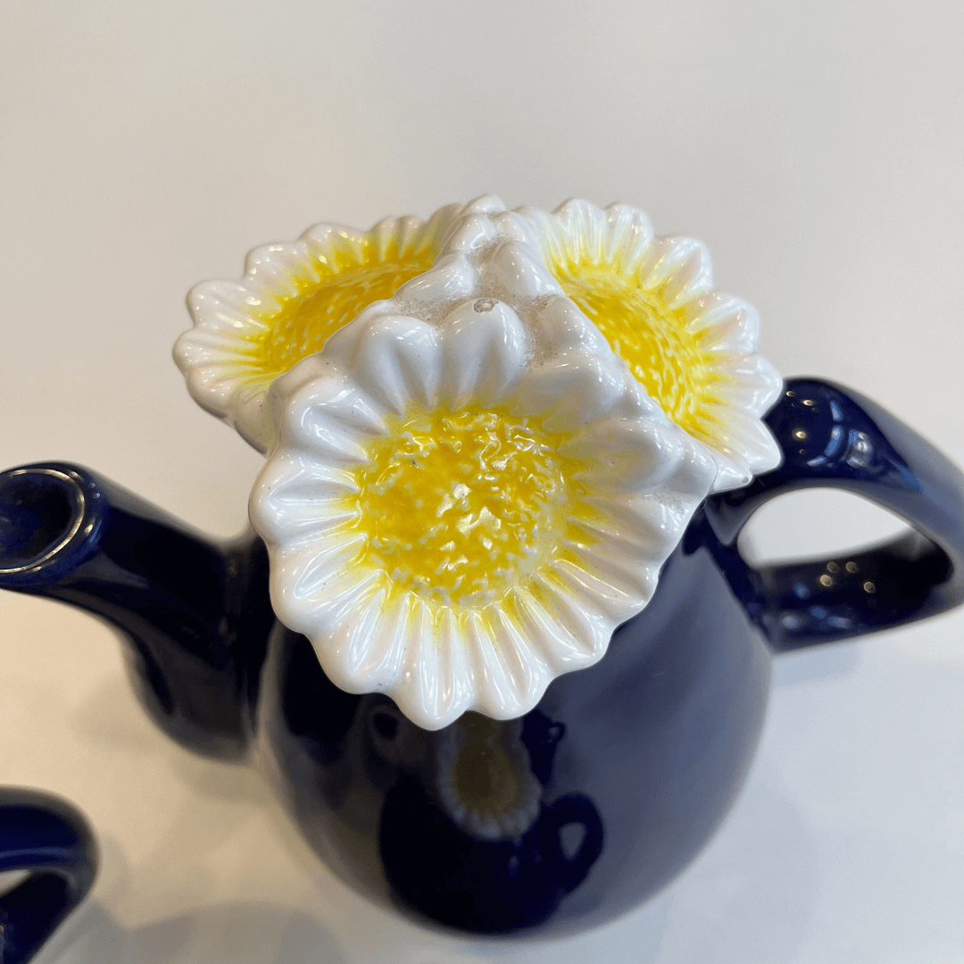 Conjunto de Café em Porcelana Azul - Margaridas