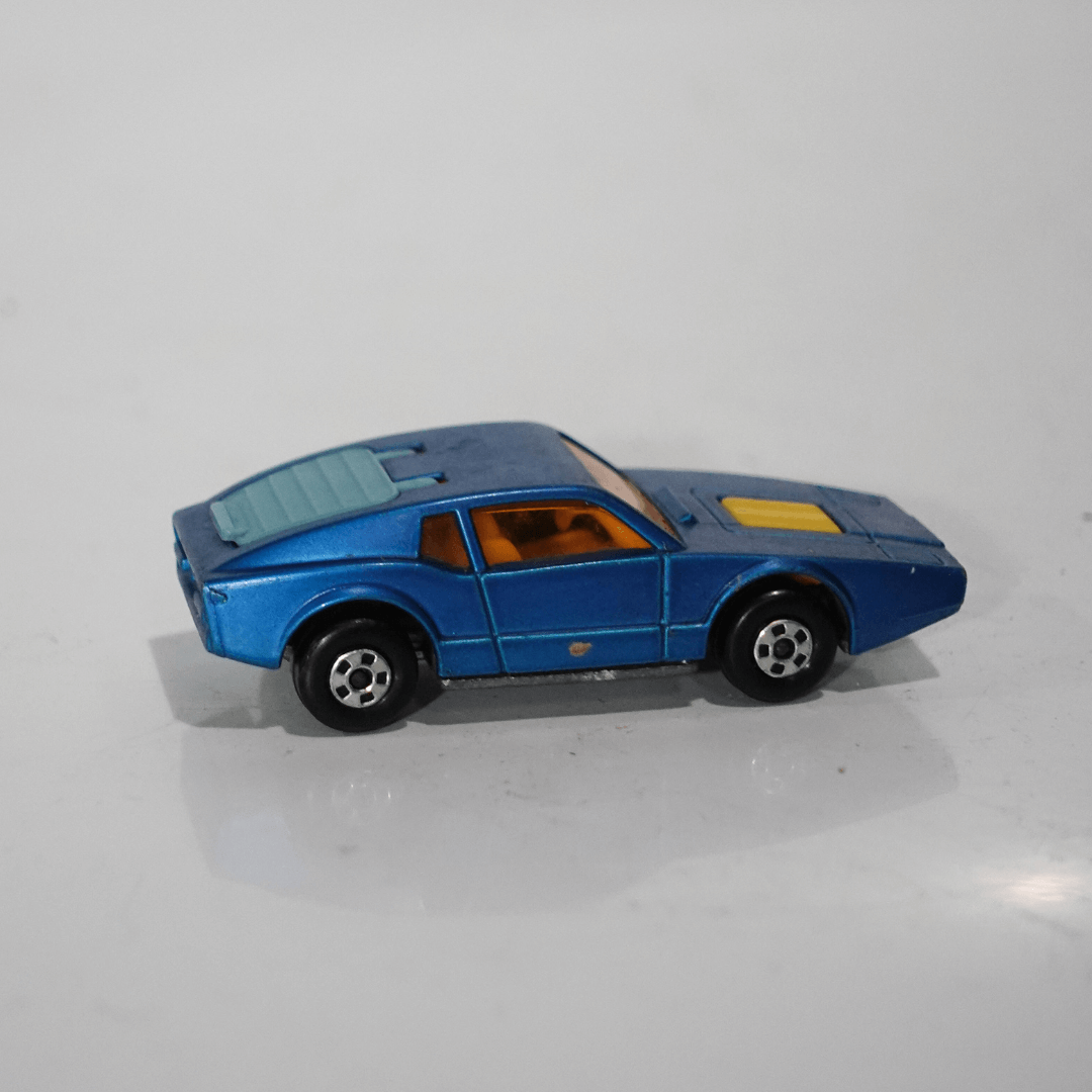 Miniatura Colecionável do Carro Saab Sonett 3 Matchbox Superfast