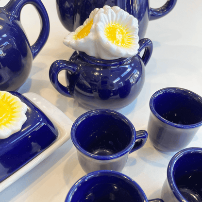 Conjunto de Café em Porcelana Azul - Margaridas