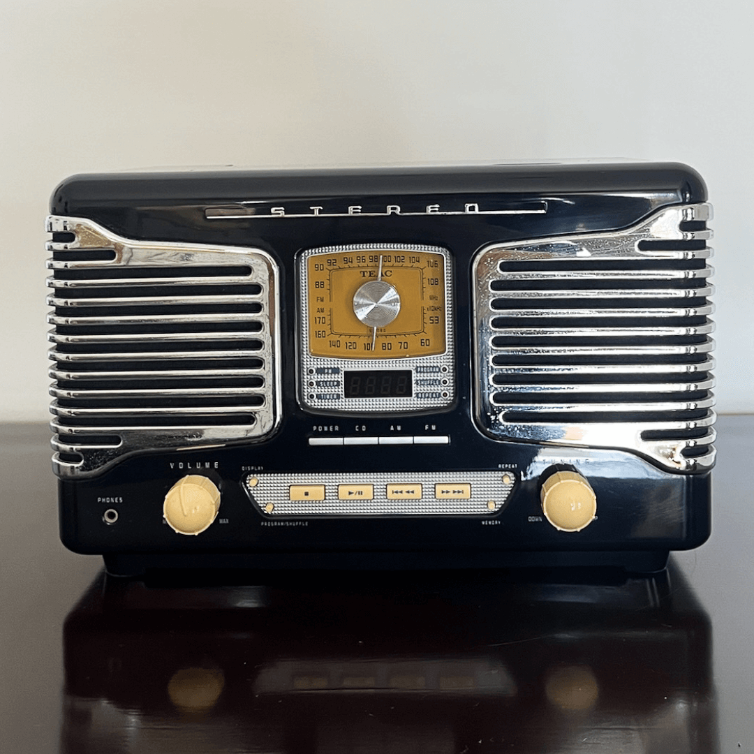 Rádio com CD Player TEAC SL-D80 de 2001