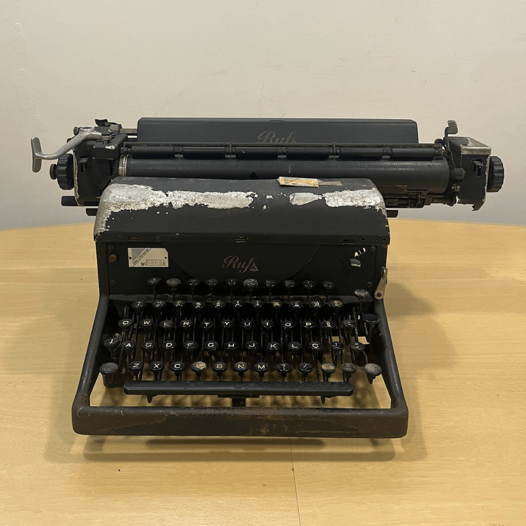 Máquina de Escrever Suíça Hermes/Paillard de 1940