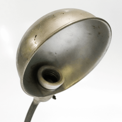 Luminária Antiga de Design Clássico dos Anos 30 - Concha