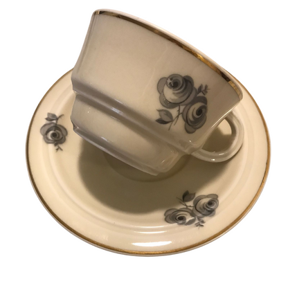 Conjunto para Chá em Porcelana Vista Alegre, 1950