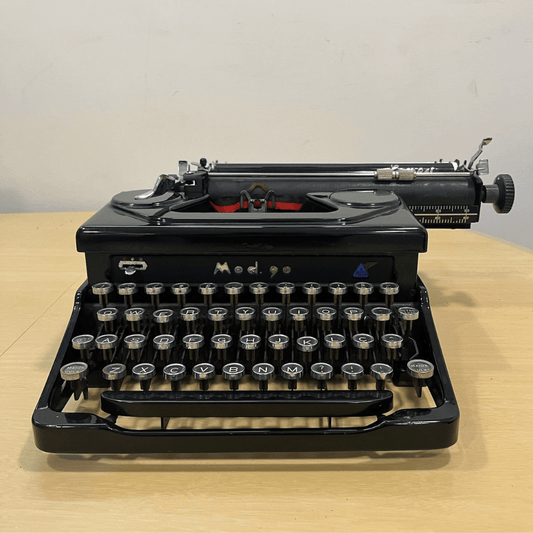 Máquina de Escrever Everest anos 1940