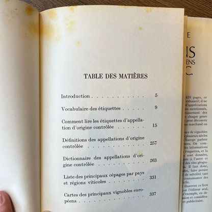 Livro 'Guide des Vins Européens A.O.C' de 1980