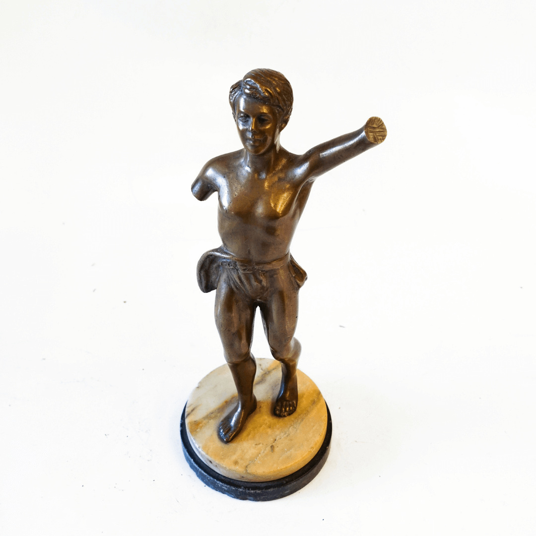 Escultura Vintage Atleta Olímpico em Bronze