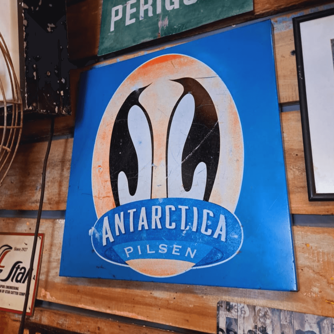 Placa Antiga em Lata - Antarctica Pilsen