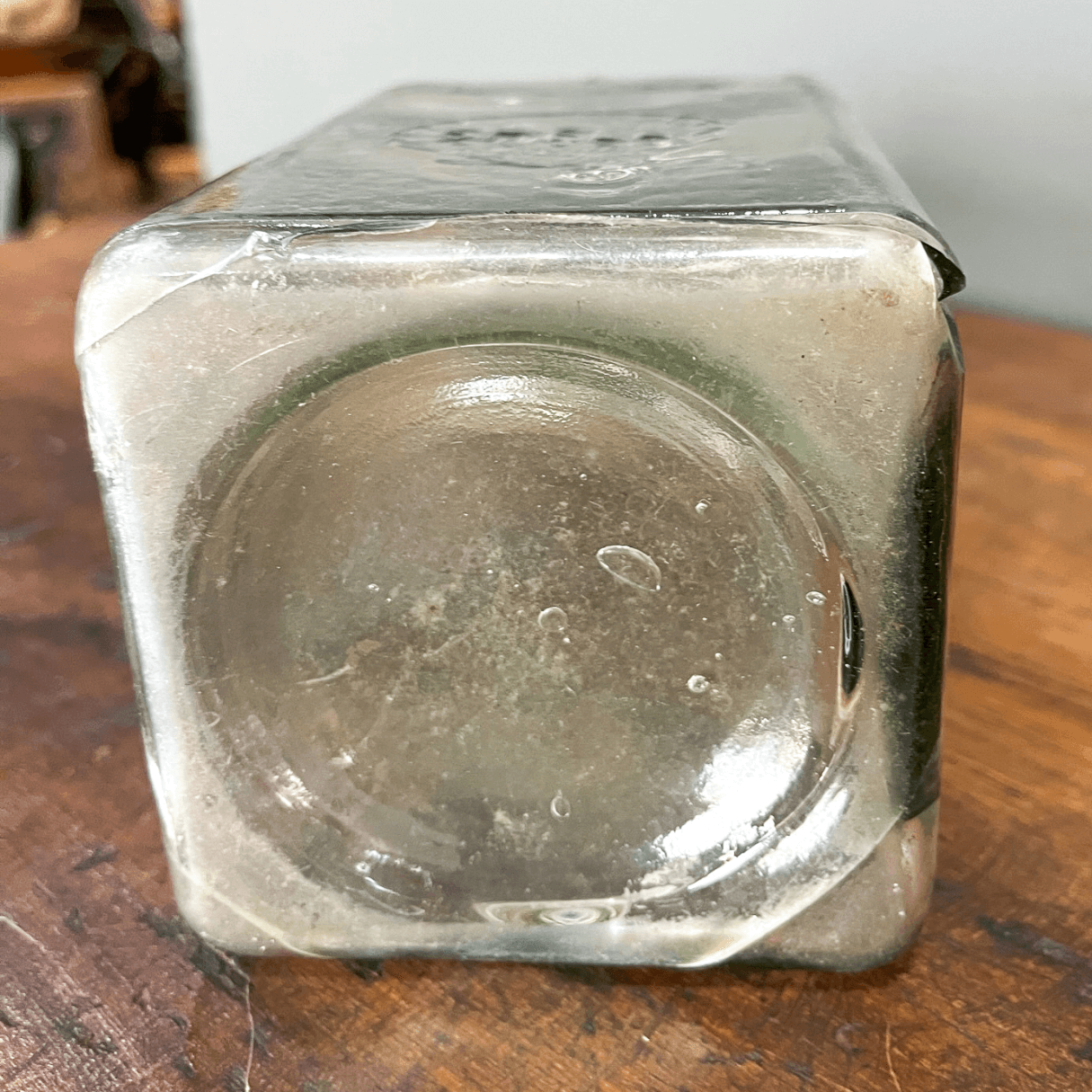Garrafa de Vidro Antiga para Óleo Shell dos anos 1950