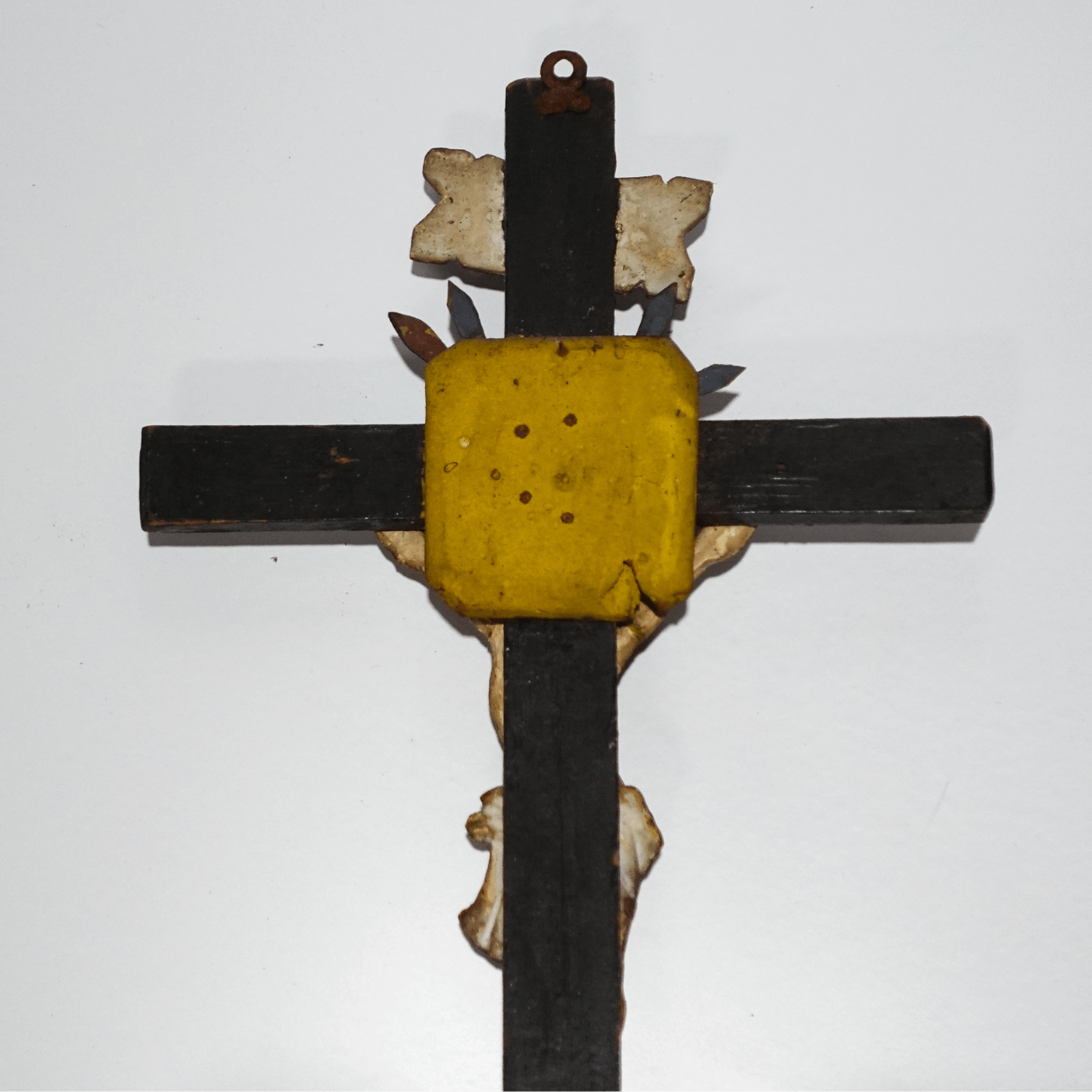 Antigo Crucifixo do século XVIII