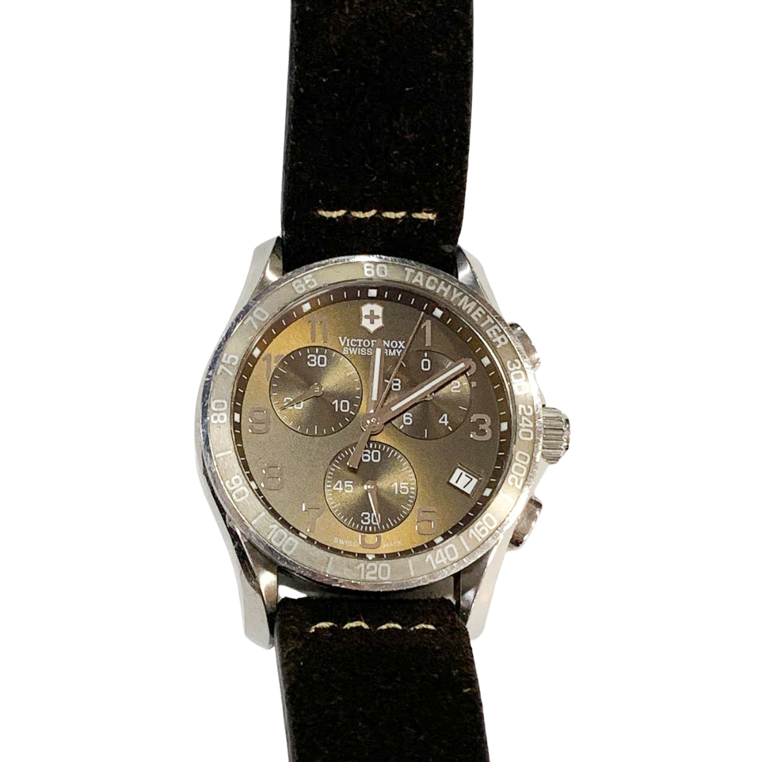 Relógio de Pulso Vintage Victorinox Marrom - 45mm