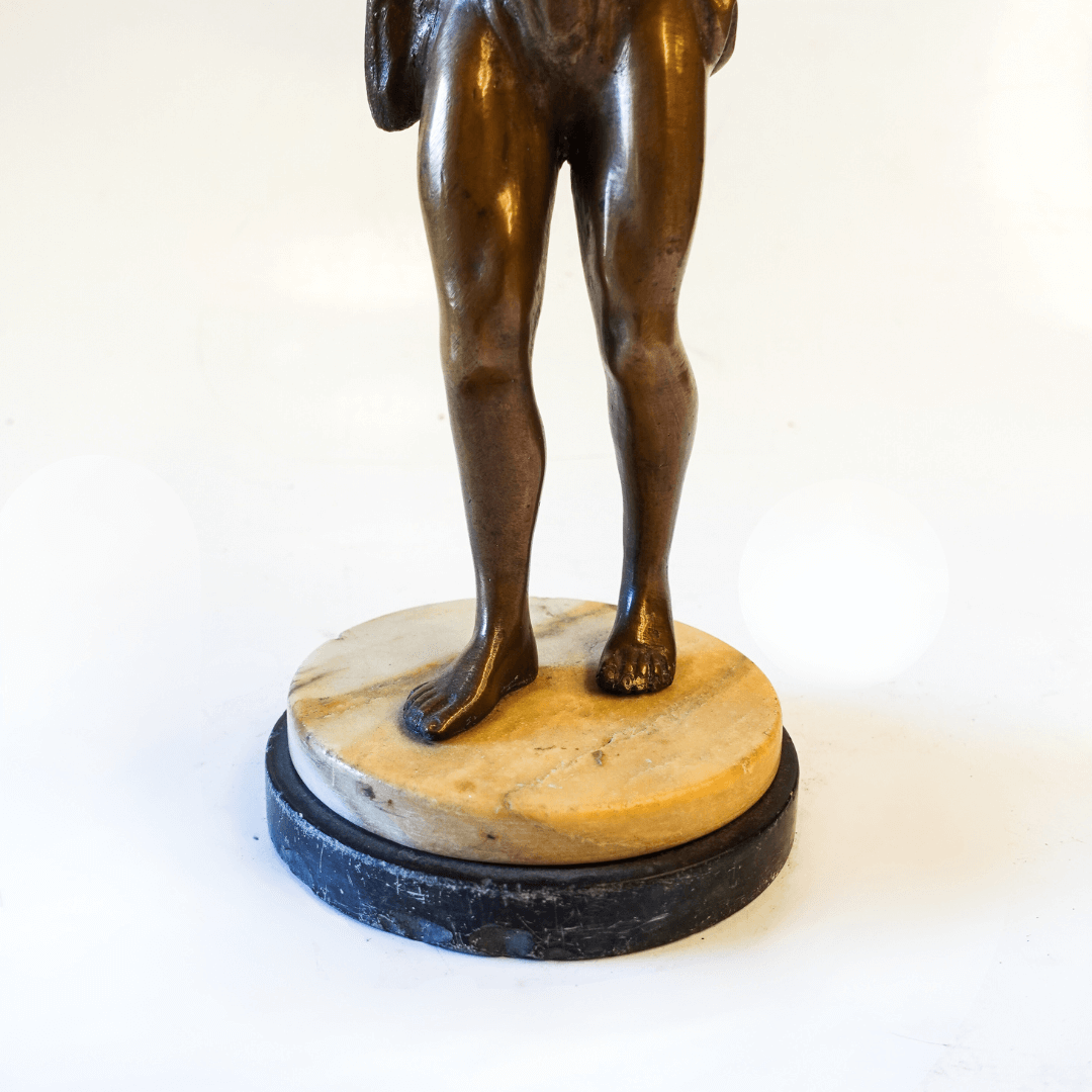 Escultura Vintage Atleta Olímpico em Bronze