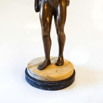 Escultura Vintage Atleta Olímpico em Bronze