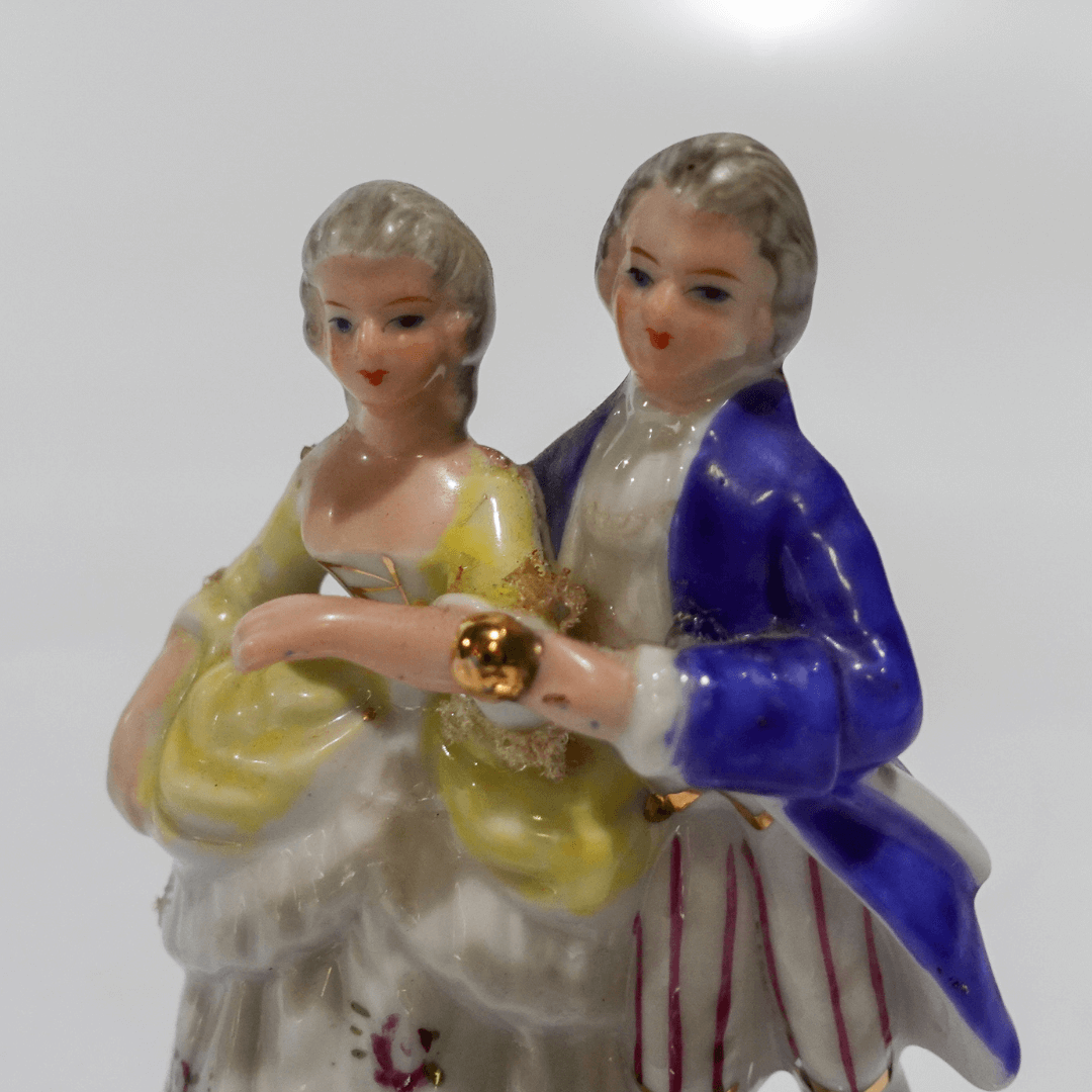 Escultura Casal em Porcelana Original
