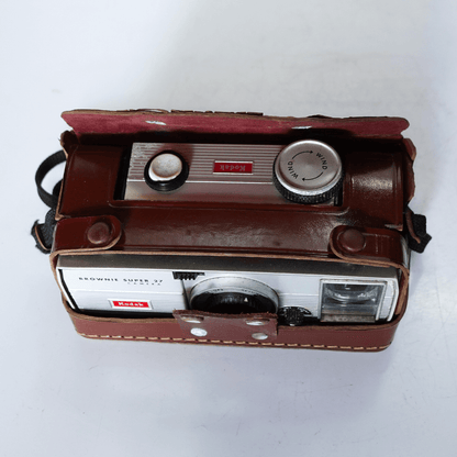 Câmera Kodak Brownie Super 27 de 1960