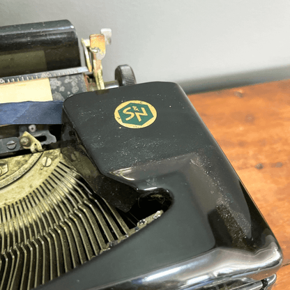 Máquina de Escrever Alemã Erika
