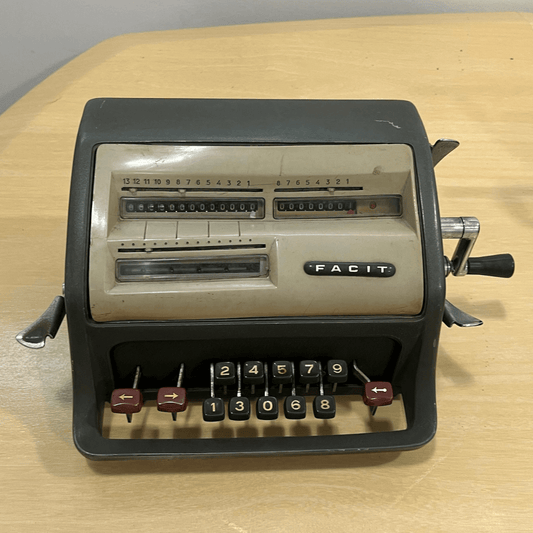 Calculadora Facit C1-13 dos anos 1960