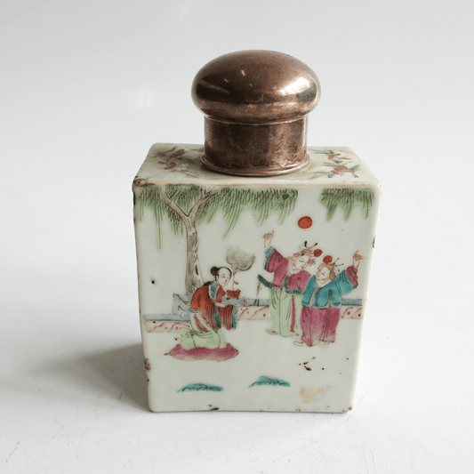 Tea caddy em porcelana Companhia das Índias de 1890