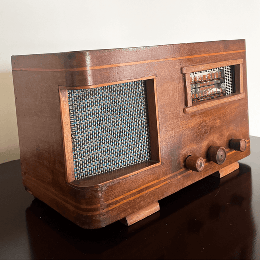 Rádio de Mesa Antigo GE anos 1950
