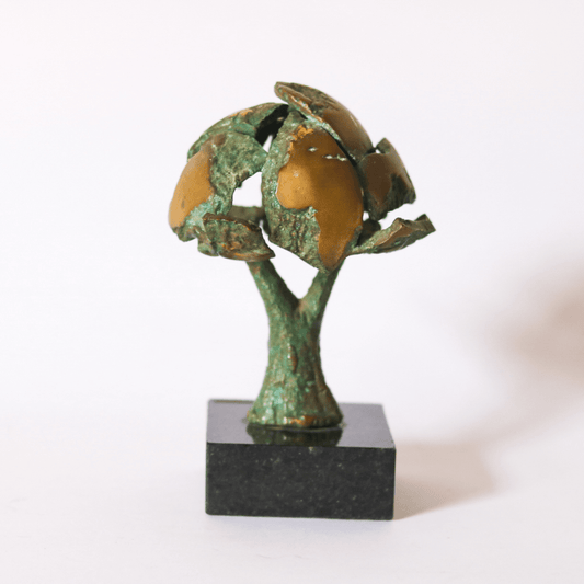 Escultura "Árvore" de Cássio Lázaro