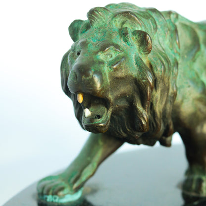 Pequena Escultura em Bronze e Granito "Leão"
