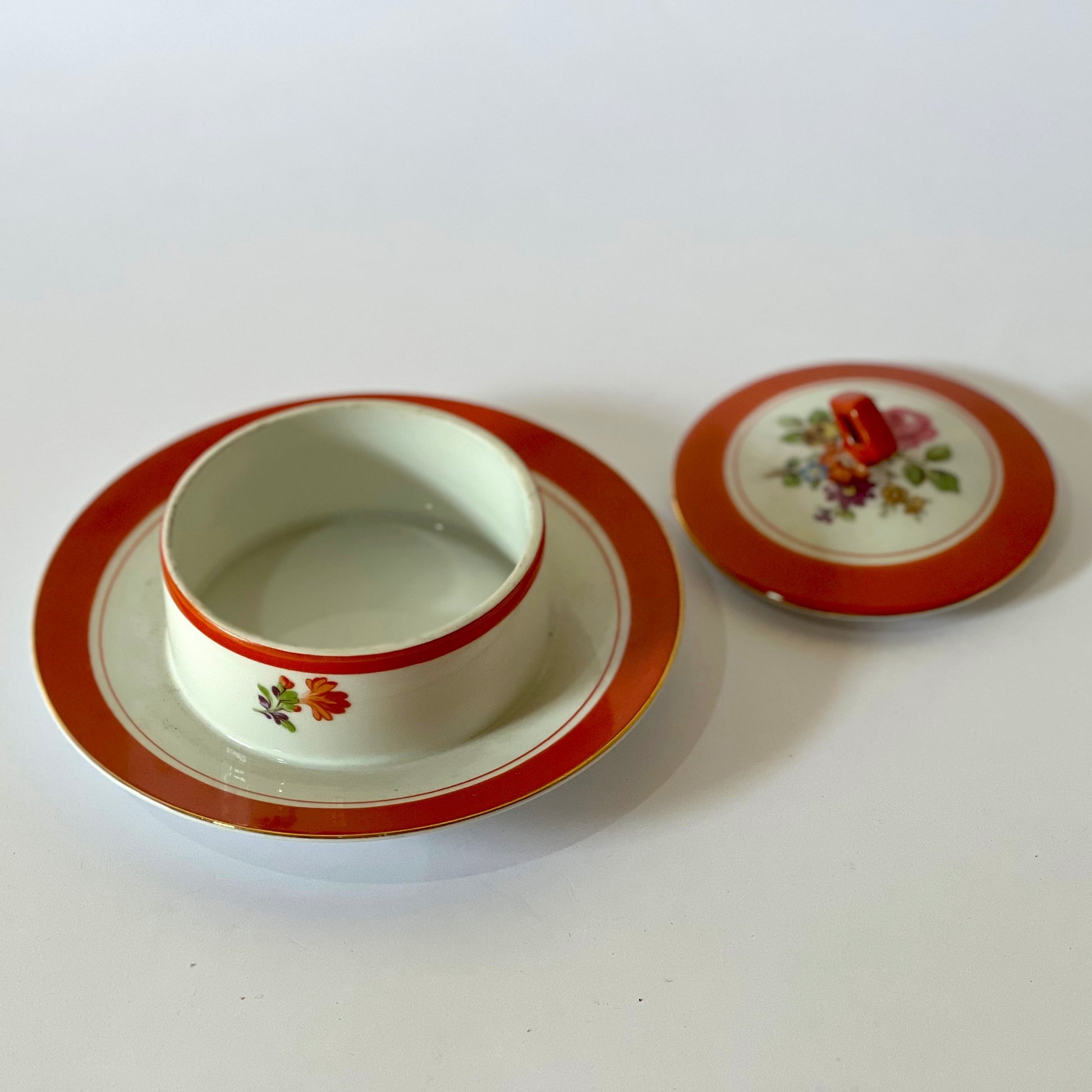 Conjunto de Chá em Porcelana Noritake de 1960 mantegueira